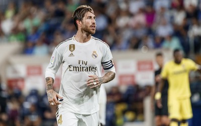 天行体育动态-以色列队门将高接低挡零封对手